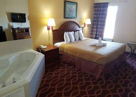 American Inn Evansville East 3