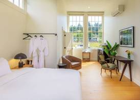 The Historic Schoolhouse Inn 4