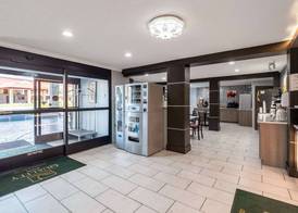 Quality Inn Cleveland North 4