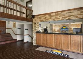 Ramada by Wyndham Pittsburgh/New Stanton 2