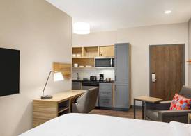 Candlewood Suites Coralville - Iowa City by IHG 4