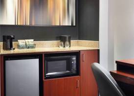 Courtyard by Marriott Raleigh Midtown 4