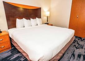 Fairfield by Marriott San Antonio Alamo Plaza Convention Center 5