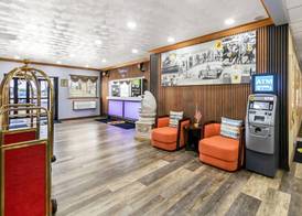Super 8 by Wyndham Uniontown PA 3