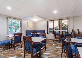Days Inn by Wyndham Wilmington Brandywine 4