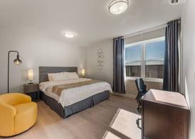 4211 Suites 5