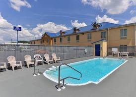 Suburban Studios Chattanooga Northeast - Ooltewah 5