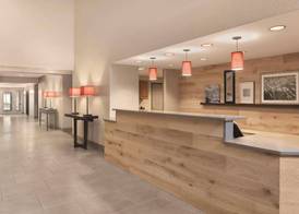 Country Inn & Suites by Radisson, Green Bay East, WI 3