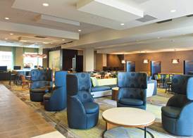 Courtyard by Marriott Seattle Everett Downtown 2