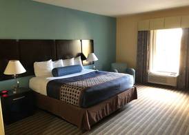 Best Western Plus Goodman Inn & Suites 5