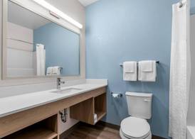 WoodSpring Suites Harrisburg Carlisle 4