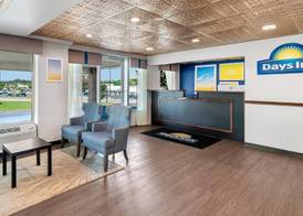 Days Inn by Wyndham Seneca-Clemson 4