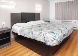 Motel 6 Red Oak, TX - Dallas 4