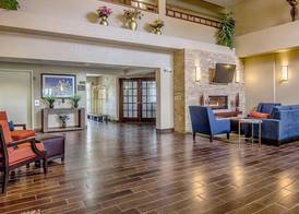 Comfort Inn & Suites Grafton-Cedarburg 4