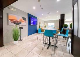 Microtel Inn & Suites by Wyndham Columbia 5