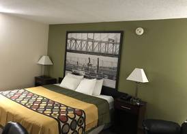 Super 8 by Wyndham Miamisburg Dayton S Area OH 4