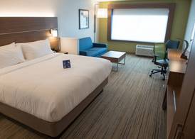 Holiday Inn Express & Suites MERRILLVILLE by IHG 5