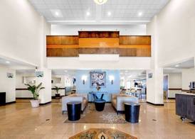 Wingate by Wyndham Chicago Schaumburg 5