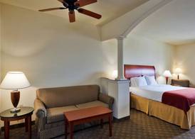 Holiday Inn Express & Suites FAIRFIELD-NORTH by IHG 2