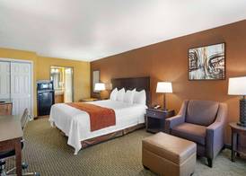Best Western Exeter Inn & Suites 5