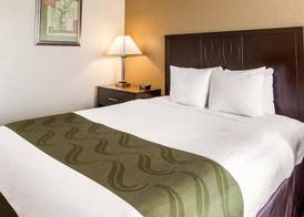 QUALITY INN & CONFERENCE CENTER 5