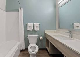 WoodSpring Suites Easton Nazareth 4
