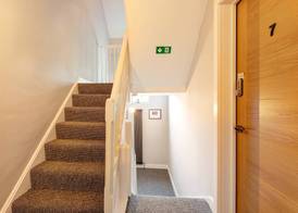 Bondgate Hotel - Smart Self Check-in Accomodation 4