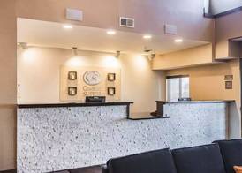 Comfort Suites Fort Wayne North 2