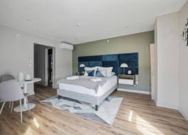 Cottage Suites 2