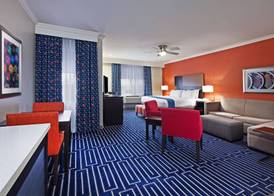 Holiday Inn Express & Suites HOUSTON EAST by IHG 3