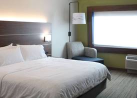 Holiday Inn Express & Suites LATTA by IHG 5