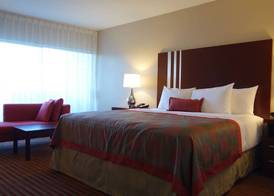 Ramada by Wyndham Sacramento 5