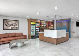 Super 8 by Wyndham Grapevine/DFW Airport Northwest 2