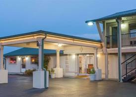 Rodeway Inn 2
