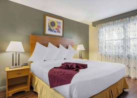 Best Western Plus Palm Desert Resort 4