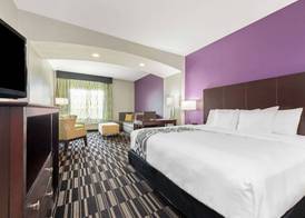 La Quinta by Wyndham Bridge City-Orange 3