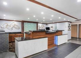 Quality Inn Cedar Rapids South 5