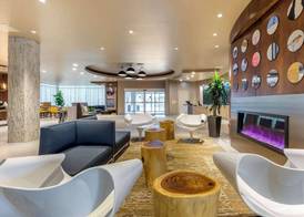 Cambria Hotel Milwaukee Downtown 2