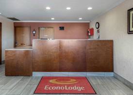 Econo Lodge Lexington Southeast 4