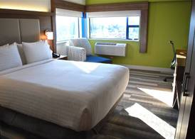 Holiday Inn Express VANCOUVER AIRPORT - RICHMOND by IHG 4