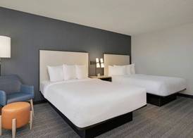 Courtyard by Marriott Indianapolis South 4