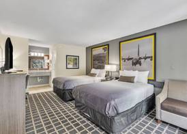 Super 8 by Wyndham Morganton 5