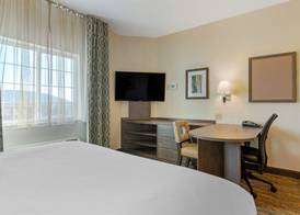 Candlewood Suites READING by IHG 4