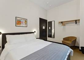 Logan Square SRO Hotel 3