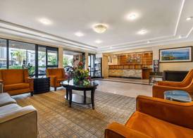Best Western Plus Orange County Airport North 3