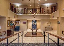 Clarion Collection Hotel Arlington Court Suites 4