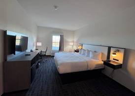 Ramada by Wyndham Sparta/At Speedway 4