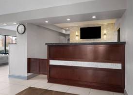 Days Inn by Wyndham St. Charles IL 2