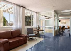 Howard Johnson by Wyndham Toluca 5