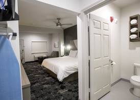 House Hotel 5